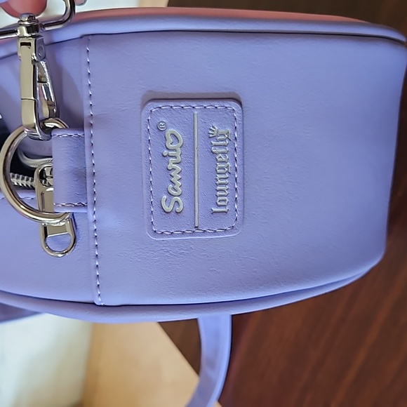 Loungefly My Melody crossbody bag - Picture 2 of 4